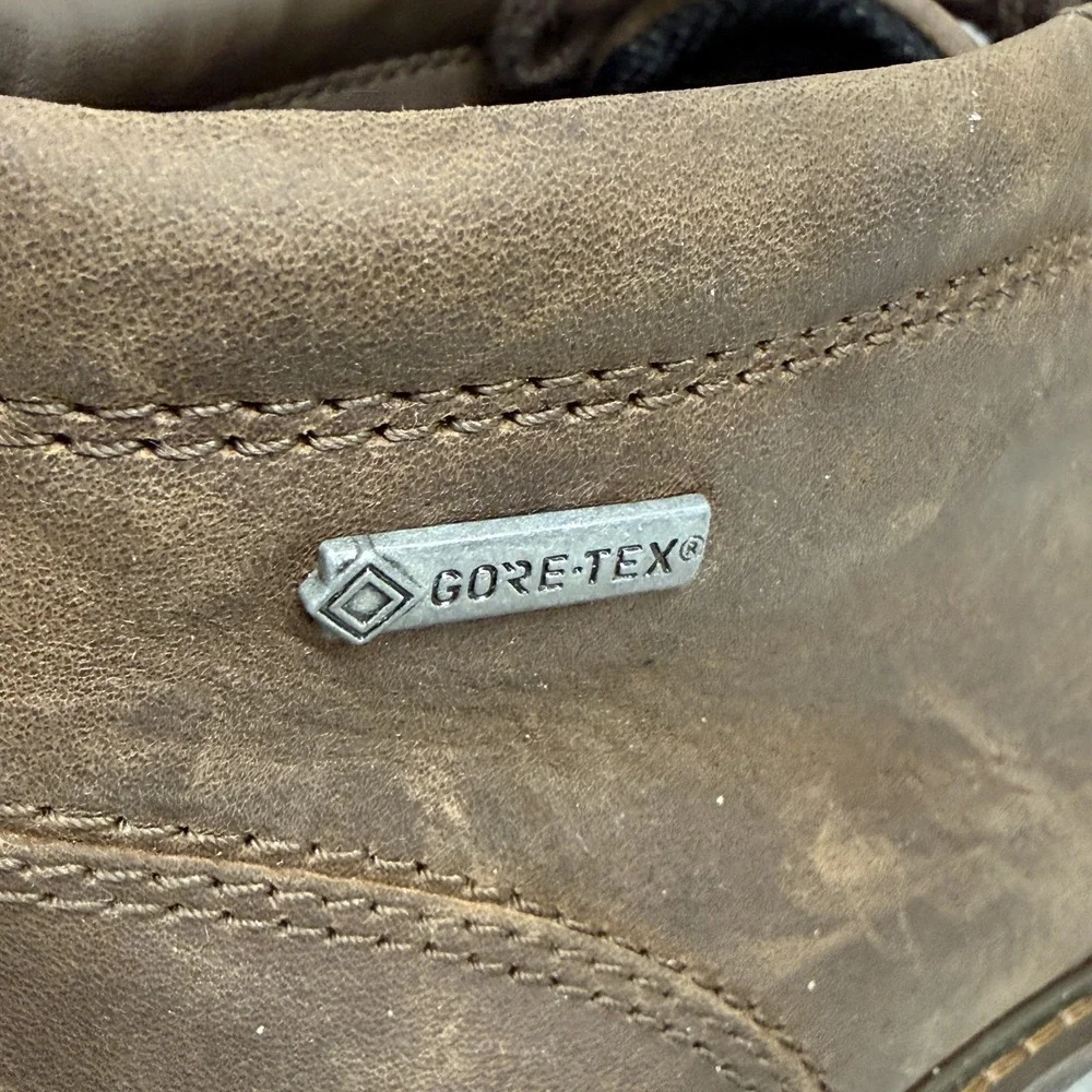 ECCO Boots Mens Size 8 Brown Leather Chukka GORE-TEX‎ Waterproof Comfort Casual